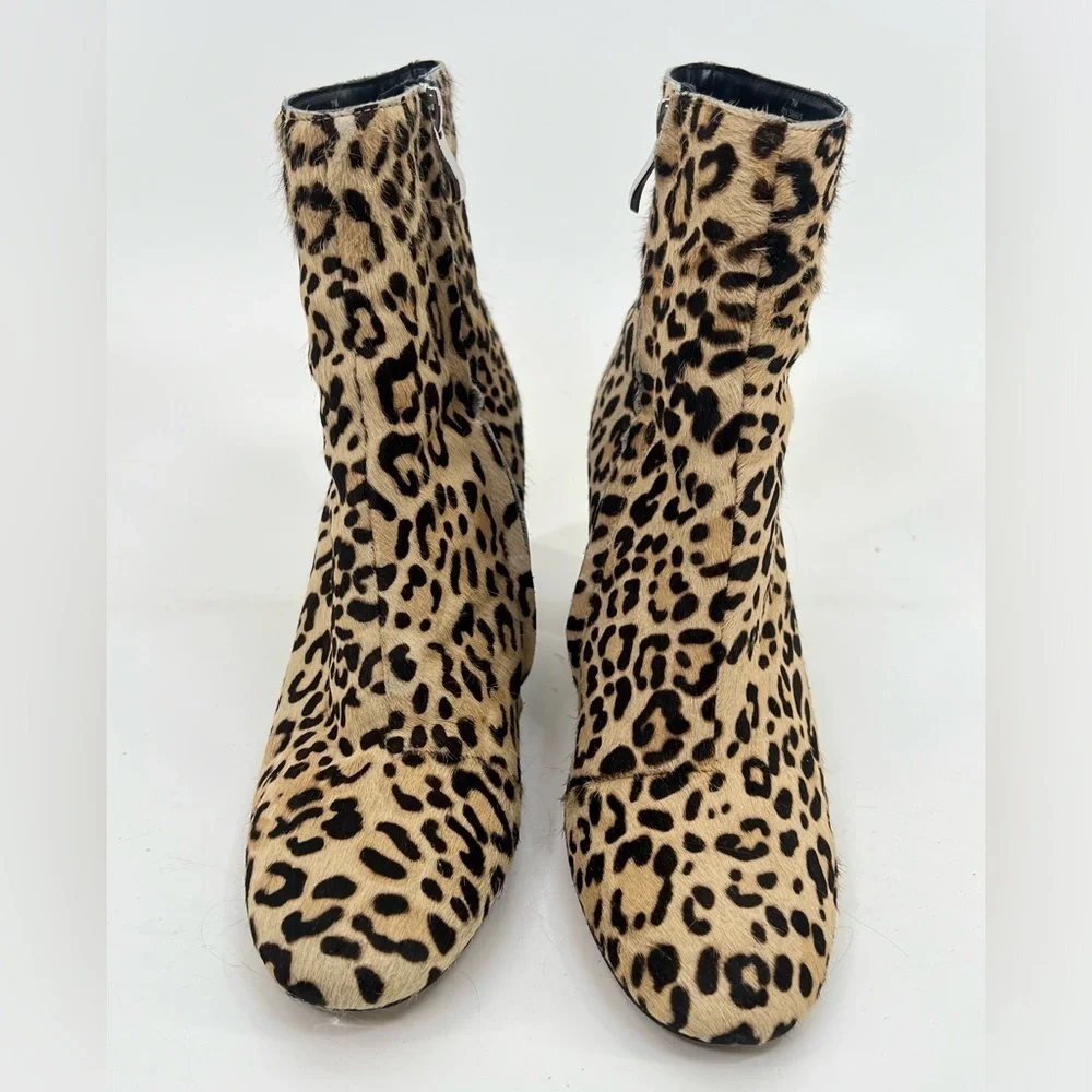 Halogen Alexa leopard print calf hair ankle booties side zip almond toe 7 seven